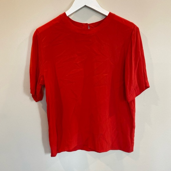 christie & jill Tops - Christie & Jill Top 100% Silk Red Vintage Medium